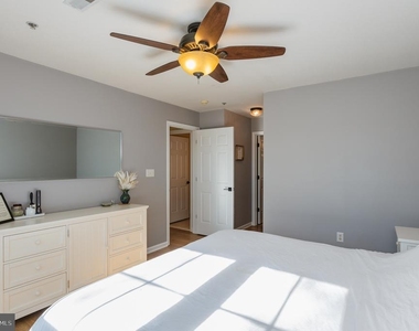 244 N 2nd Street - Photo Thumbnail 14