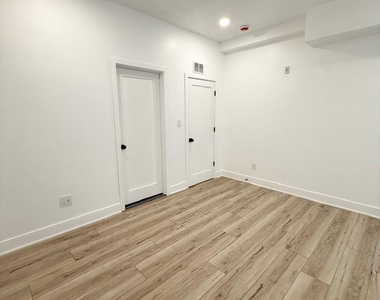 4320 Germantown Avenue - Photo Thumbnail 7