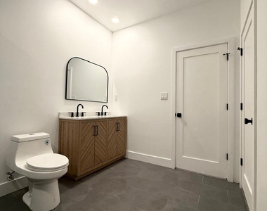 4320 Germantown Avenue - Photo Thumbnail 14