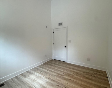 4320 Germantown Avenue - Photo Thumbnail 16