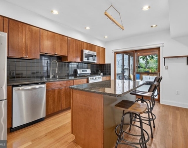 1405 N 2nd Street - Photo Thumbnail 5