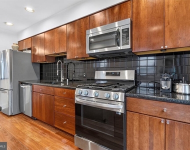 1405 N 2nd Street - Photo Thumbnail 7