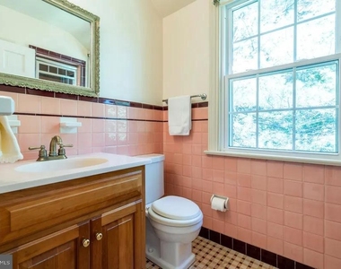 230 Sinkler Drive - Photo Thumbnail 21