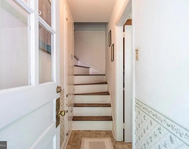 230 Sinkler Drive - Photo Thumbnail 14