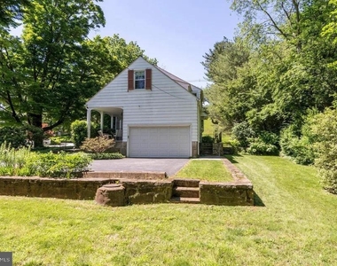 230 Sinkler Drive - Photo Thumbnail 29