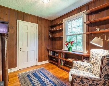 230 Sinkler Drive - Photo Thumbnail 7