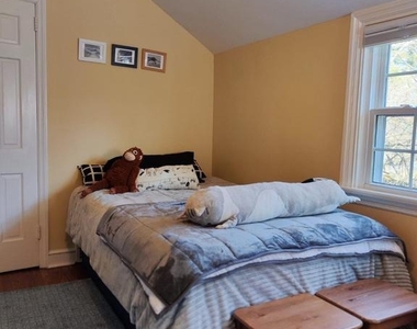 230 Sinkler Drive - Photo Thumbnail 25