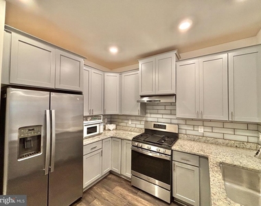 118 Annapolis Street - Photo Thumbnail 7