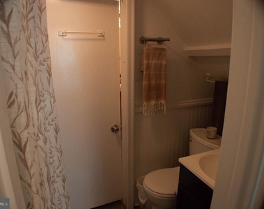 176 Davisville Road - Photo Thumbnail 9