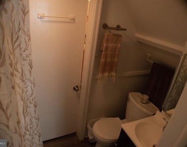 176 Davisville Road - Photo Thumbnail 8