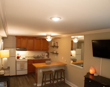 176 Davisville Road - Photo Thumbnail 3