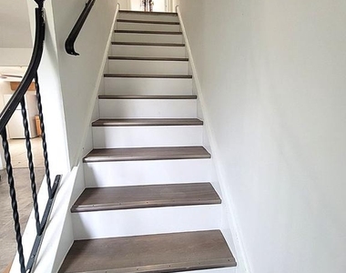 21 Greenfield Drive - Photo Thumbnail 6