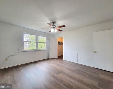 21 Greenfield Drive - Photo Thumbnail 12