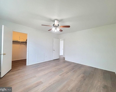 21 Greenfield Drive - Photo Thumbnail 13