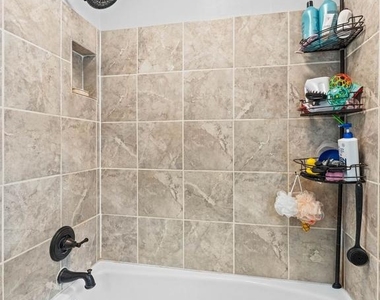 28 Drexel Avenue - Photo Thumbnail 18