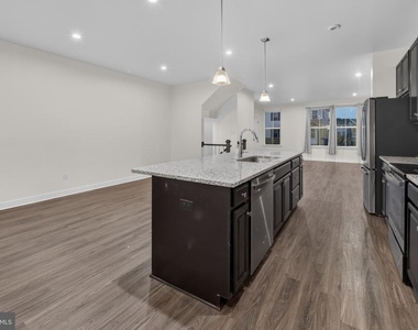 17 Ortiz Drive - Photo Thumbnail 7