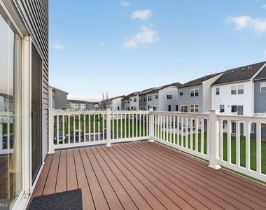 17 Ortiz Drive - Photo Thumbnail 8