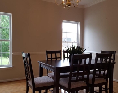 20010 Farmingdale Court - Photo Thumbnail 4