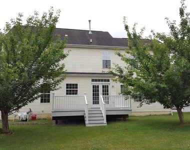 20010 Farmingdale Court - Photo Thumbnail 7
