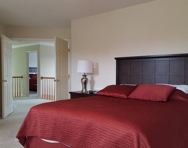 20010 Farmingdale Court - Photo Thumbnail 11