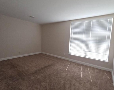 3329 Huntley Square Drive - Photo Thumbnail 21