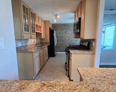 3329 Huntley Square Drive - Photo Thumbnail 7