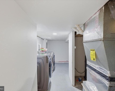 4318 Lawrence Street - Photo Thumbnail 24