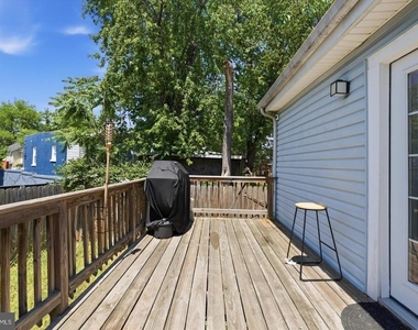 4318 Lawrence Street - Photo Thumbnail 30