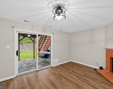 8006 Broken Reed Court - Photo Thumbnail 28