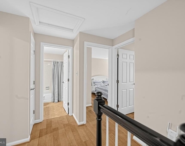8006 Broken Reed Court - Photo Thumbnail 29