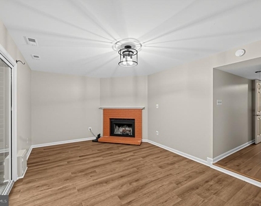 8006 Broken Reed Court - Photo Thumbnail 27