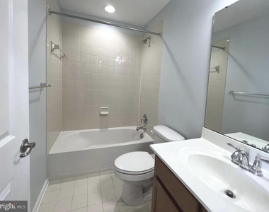 7484 Willow Bottom Road - Photo Thumbnail 14