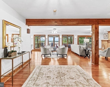 3017 Abington Manor Drive - Photo Thumbnail 10