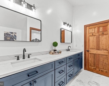 3017 Abington Manor Drive - Photo Thumbnail 45