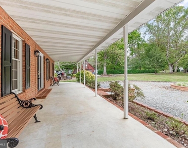 3017 Abington Manor Drive - Photo Thumbnail 9