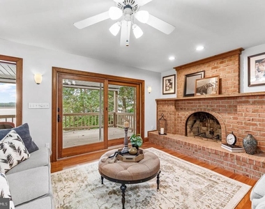 3017 Abington Manor Drive - Photo Thumbnail 12