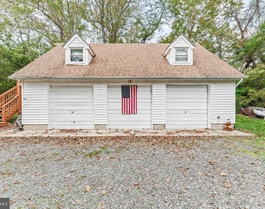 3017 Abington Manor Drive - Photo Thumbnail 7