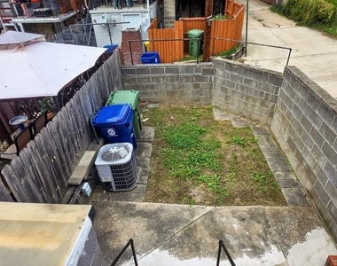 1400 Berry Street - Photo Thumbnail 24