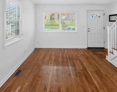 1400 Berry Street - Photo Thumbnail 8