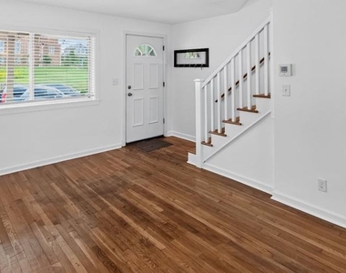 1400 Berry Street - Photo Thumbnail 7