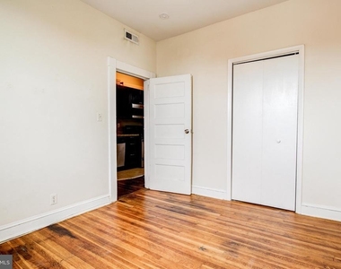 2216 Linden Avenue - Photo Thumbnail 11