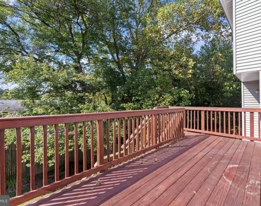 806 Lilac Court - Photo Thumbnail 29