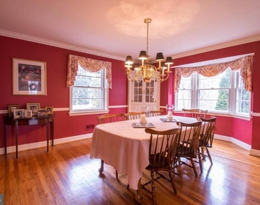 1921 Marsh Road - Photo Thumbnail 2