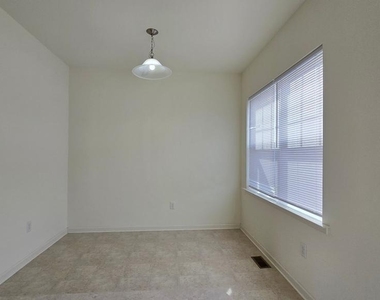 41 Tyndall Trl Drive - Photo Thumbnail 19