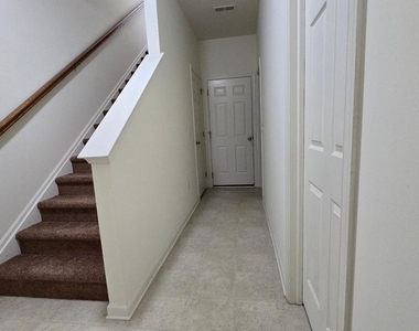41 Tyndall Trl Drive - Photo Thumbnail 3