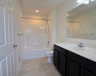 41 Tyndall Trl Drive - Photo Thumbnail 32