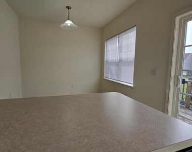 41 Tyndall Trl Drive - Photo Thumbnail 12