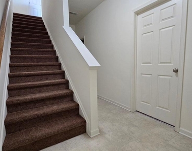 41 Tyndall Trl Drive - Photo Thumbnail 2