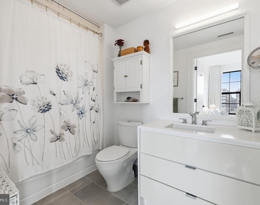 1011 M Street Nw - Photo Thumbnail 12