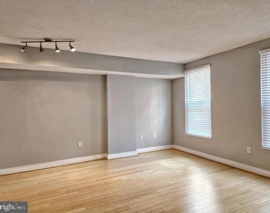 915 E Street Nw - Photo Thumbnail 8
